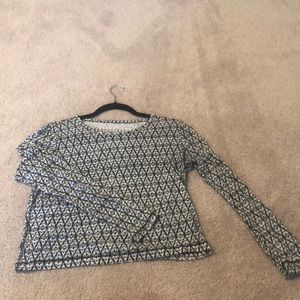 aéropostale cropped patterned shirt
